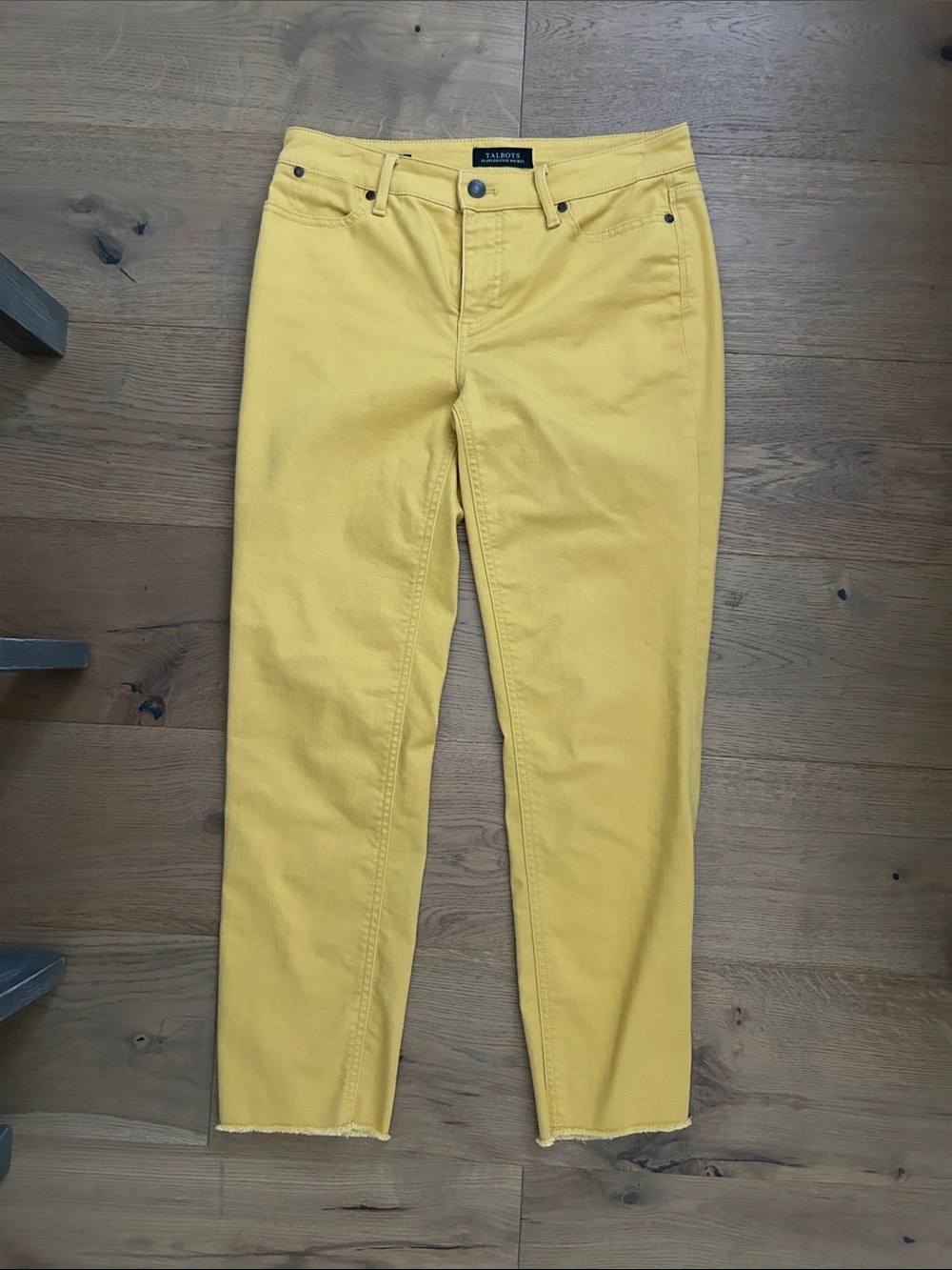 Talbots Bright mustard colored Ankle-Length Straight Jeans size 4